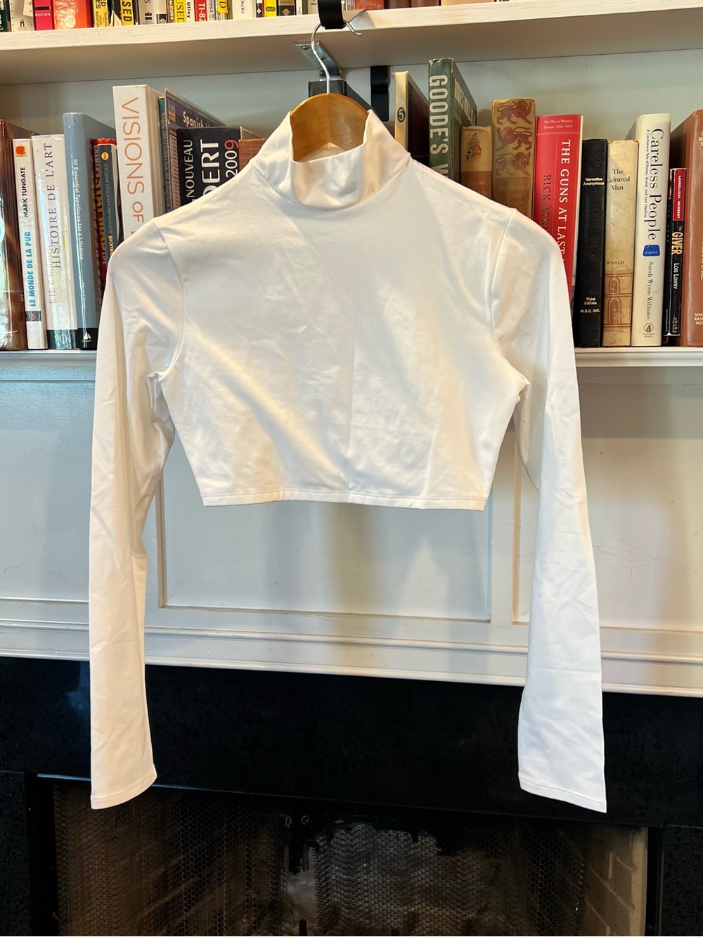 Express Body Cotton Women's White Long Sleeve Mock Neck Crop Top